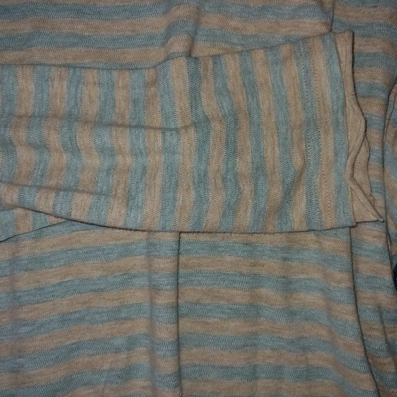 Sweater w faux undershirt - Beach evening wear - Picture 5 of 5